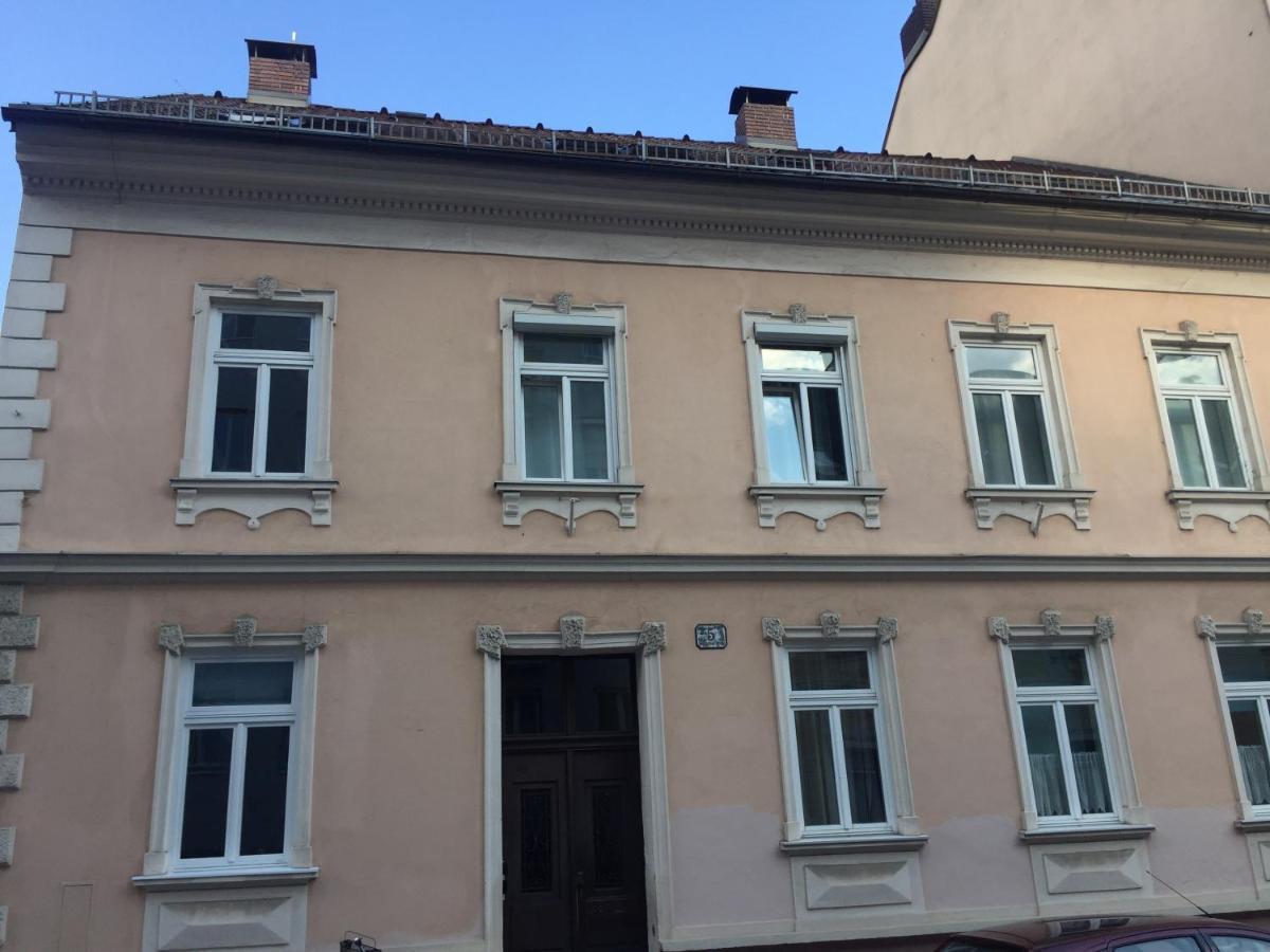 Hafen Dock 5 Apartment Klagenfurt am Woerthersee Exterior photo